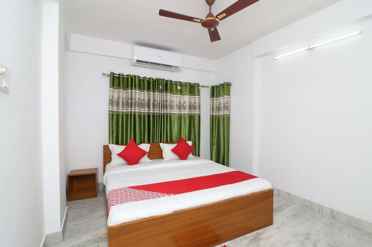 Oyo 30269 Amar Raj Inn Kolkata Exterior photo