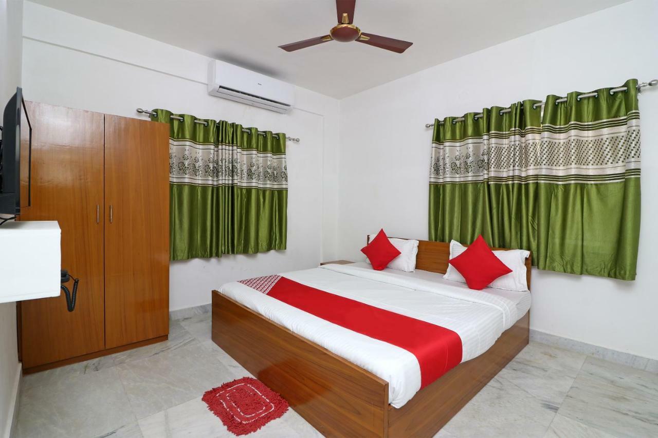 Oyo 30269 Amar Raj Inn Kolkata Exterior photo